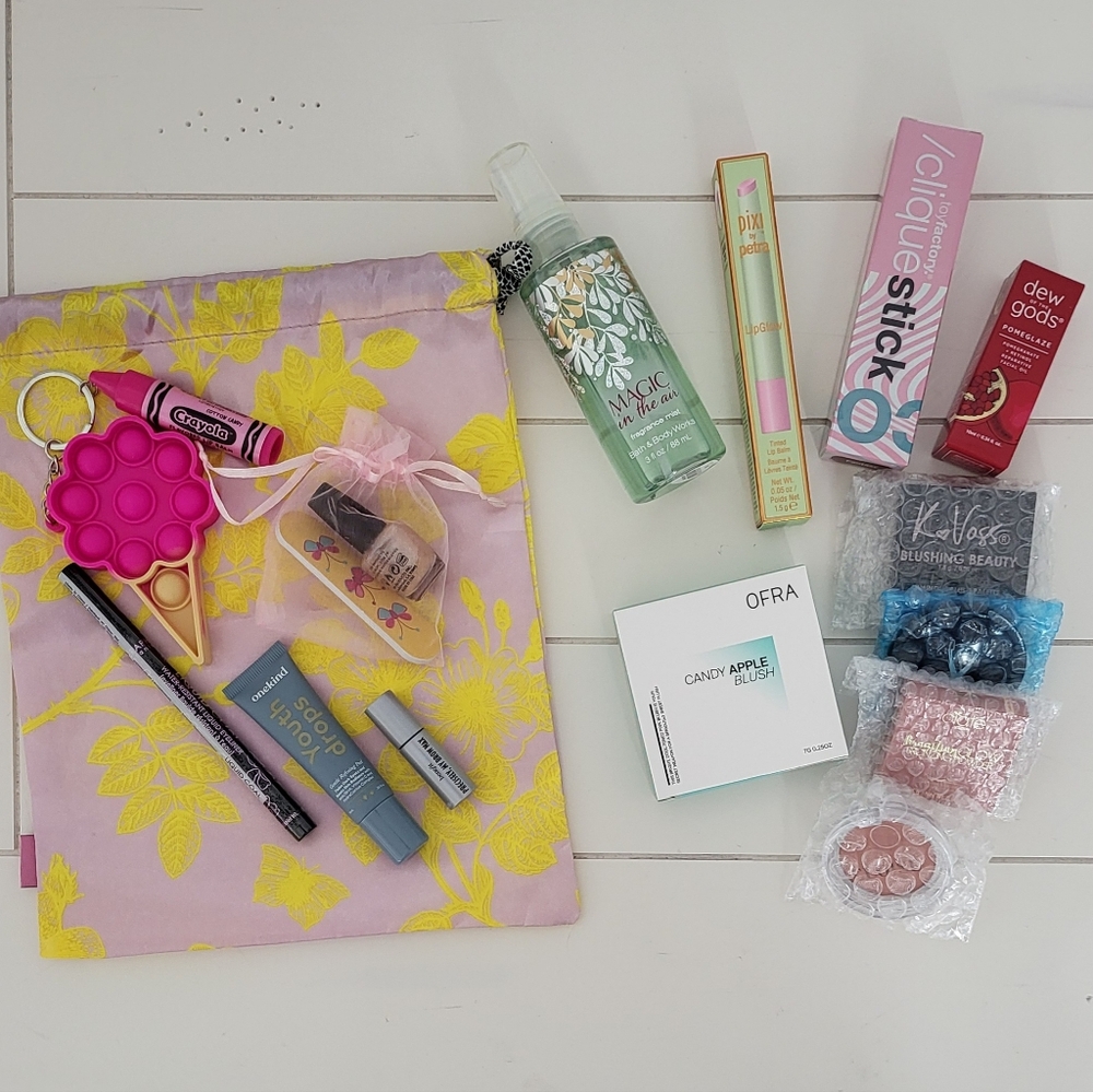Ipsy grab-bag with surprises